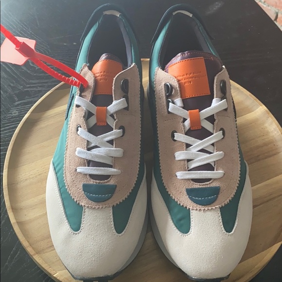 Off White Vintage Arrow Runner - Picture 3 of 8